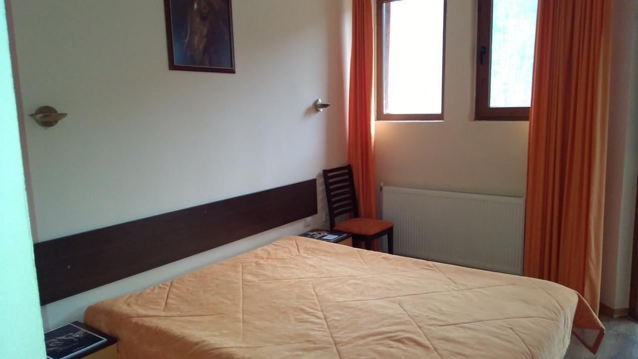 Guest House Alfa Daniel Balkanets  Ngoại thất bức ảnh